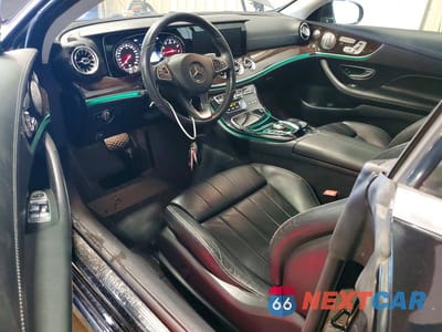 Zdjęcie 8 z 12 samochodu: 2018 MERCEDES-BENZ E 400 4MATIC VIN:WDD1J6GB0JF030700 - miniatura