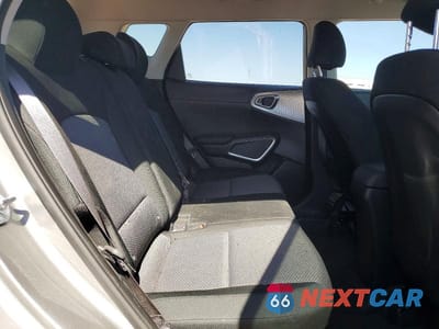 Zdjęcie 10 z 13 samochodu: 2025 KIA SOUL LX VIN:KNDJ23AU1S7940481 - miniatura