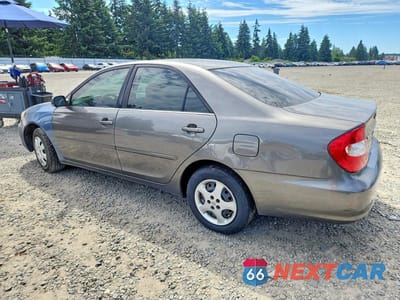 Drugie zdjęcie samochodu z przodu: 2004 TOYOTA CAMRY LE VIN:JTDBE32K340297653 - miniatura
