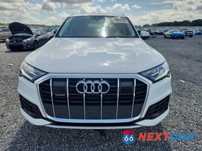 Piąte zdjęcie samochodu w środku: 2023 AUDI Q7 PREMIUM VIN:WA1ACBF72PD014930 - miniatura