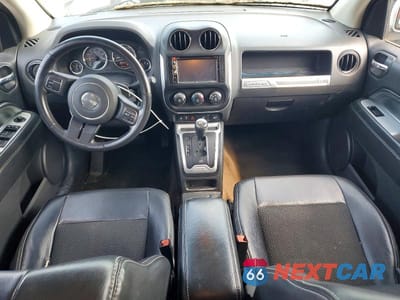 Zdjęcie 8 z 12 samochodu: 2014 JEEP COMPASS LATITUDE VIN:1C4NJDEB4ED621410 - miniatura