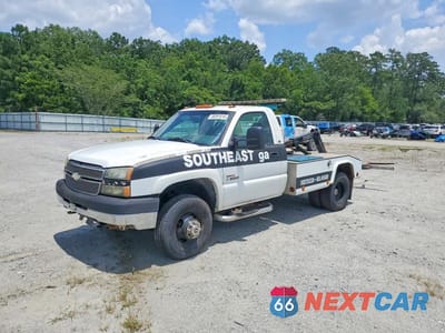 Zdjęcie 9 z 12 samochodu: 2004 CHEVROLET SILVERADO C3500 VIN:1GBJC34264E384145 - miniatura