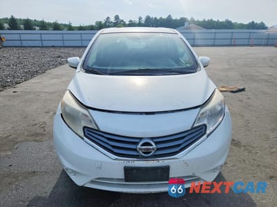 Piąte zdjęcie samochodu w środku: 2016 NISSAN VERSA NOTE S PLUS VIN:3N1CE2CP5GL364157 - miniatura