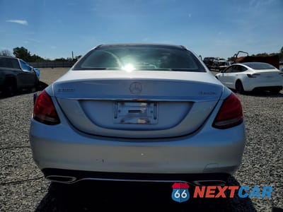 Zdjęcie 6 z 12 samochodu: 2015 MERCEDES-BENZ C 300 4MATIC VIN:55SWF4KBXFU002104 - miniatura