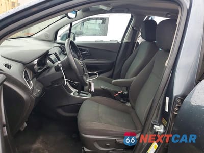 Zdjęcie 7 z 13 samochodu: 2021 CHEVROLET TRAX LS VIN:KL7CJNSB0MB326541 - miniatura
