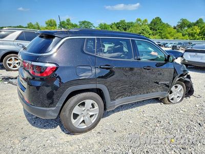 Trzecie zdjęcie samochodu z tyłu: 2022 JEEP COMPASS LATITUDE VIN:3C4NJDBB9NT127493 - miniatura