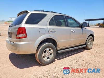 Trzecie zdjęcie samochodu z tyłu: 2006 KIA SORENTO LX VIN:KNDJD733865525326 - miniatura