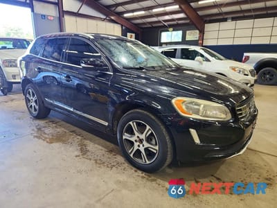 Czwarte zdjęcie samochodu z boku: 2015 VOLVO XC60 T6 PLATINUM VIN:YV4902RMXF2727830 - miniatura