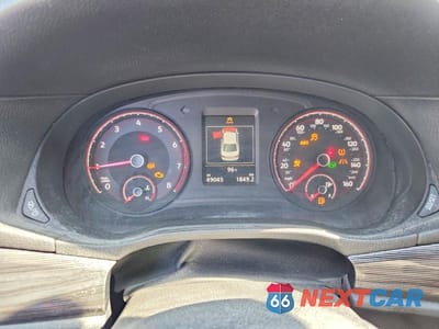 Zdjęcie 9 z 12 samochodu: 2020 VOLKSWAGEN PASSAT R-LINE VIN:1VWMA7A3XLC016920 - miniatura
