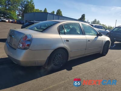 Trzecie zdjęcie samochodu z tyłu: 2005 NISSAN ALTIMA 2.5 VIN:1N4AL11D05N436933 - miniatura