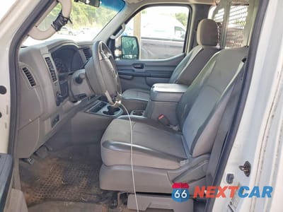 Zdjęcie 7 z 12 samochodu: 2015 NISSAN NV 2500 HD S VIN:1N6AF0KY8FN801175 - miniatura