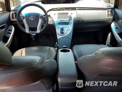 Zdjęcie 8 z 12 samochodu: 2012 TOYOTA PRIUS TWO VIN:JTDKN3DU3C1595501 - miniatura