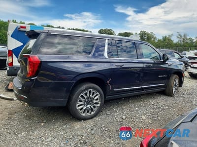 Trzecie zdjęcie samochodu z tyłu: 2023 GMC YUKON XL DENALI ULTIMATE VIN:1GKS2KKL9PR333555 - miniatura