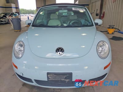 Piąte zdjęcie samochodu w środku: 2010 VOLKSWAGEN NEW BEETLE VIN:3VWRW3AL9AM004933 - miniatura