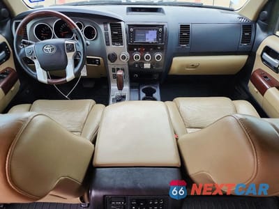 Zdjęcie 8 z 13 samochodu: 2015 TOYOTA SEQUOIA PLATINUM VIN:5TDYY5G18FS057950 - miniatura