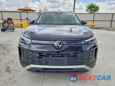 Piąte zdjęcie samochodu w środku: 2025 VOLKSWAGEN TIGUAN SE VIN:3VVFR7RM4SM056457 - miniatura