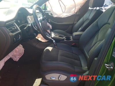 Zdjęcie 7 z 12 samochodu: 2020 PORSCHE MACAN VIN:WP1AA2A53LLB00988 - miniatura