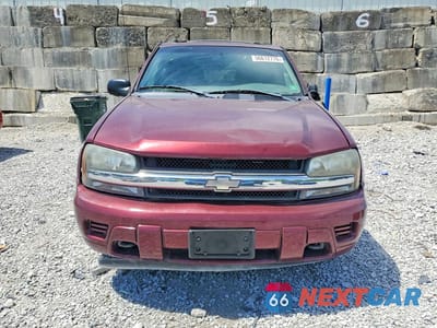 Piąte zdjęcie samochodu w środku: 2004 CHEVROLET TRAILBLAZER LS VIN:1GNDT13S342266223 - miniatura
