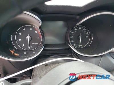 Zdjęcie 9 z 13 samochodu: 2023 ALFA ROMEO STELVIO TI VIN:ZASPAKBN6P7D55604 - miniatura
