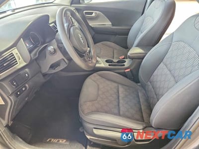 Zdjęcie 7 z 12 samochodu: 2017 KIA NIRO LX VIN:KNDCB3LC6H5064573 - miniatura
