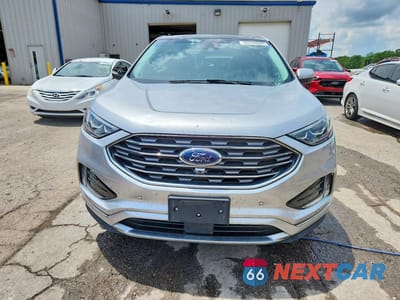 Piąte zdjęcie samochodu w środku: 2019 FORD EDGE TITANIUM VIN:2FMPK3K97KBC06449 - miniatura