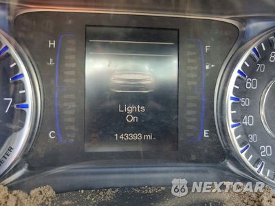 Zdjęcie 9 z 13 samochodu: 2015 CHRYSLER 200 LIMITED VIN:1C3CCCABXFN656051 - miniatura