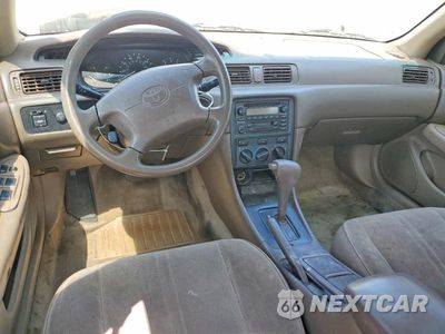 Zdjęcie 8 z 12 samochodu: 2001 TOYOTA CAMRY CE VIN:4T1BG22K31U799664 - miniatura