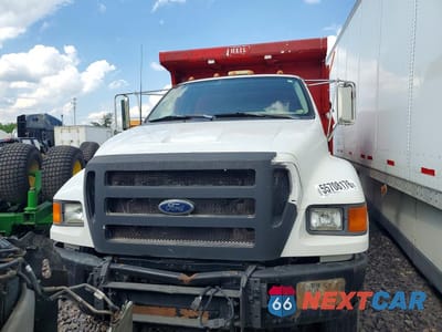 Piąte zdjęcie samochodu w środku: 2005 FORD F750 SUPER DUTY DUMP TRUCK VIN:3FRNF75Y55V169055 - miniatura