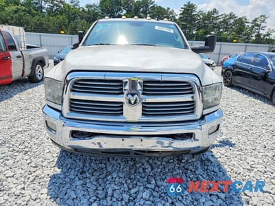 Piąte zdjęcie samochodu w środku: 2013 RAM 3500 SLT VIN:3C63RRHL2DG616278 - miniatura