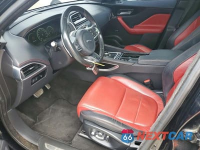 Zdjęcie 7 z 13 samochodu: 2018 JAGUAR F-PACE R - SPORT VIN:SADCL2FX8JA262689 - miniatura