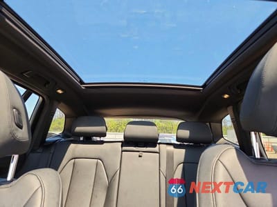 Zdjęcie 10 z 13 samochodu: 2019 BMW X3 XDRIVE30I VIN:5UXTR9C50KLD94147 - miniatura