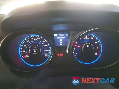 Zdjęcie 9 z 12 samochodu: 2015 HYUNDAI GENESIS COUPE 3.8 VIN:KMHHU6KJ2FU122131 - miniatura