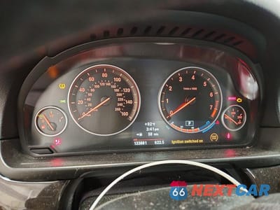 Zdjęcie 9 z 12 samochodu: 2011 BMW 535I VIN:WBAFU7C51BDU56256 - miniatura
