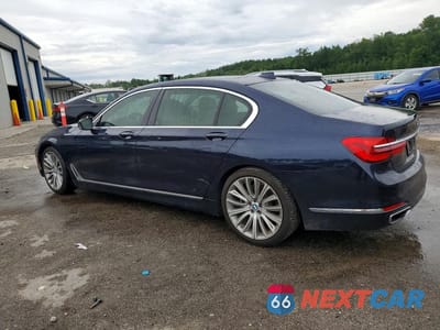 Trzecie zdjęcie samochodu z tyłu: 2019 BMW 750 I VIN:WBA7F0C53KGM25594 - miniatura