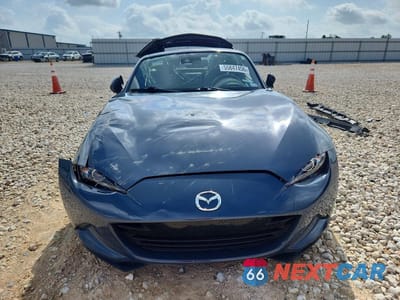 Piąte zdjęcie samochodu w środku: 2021 MAZDA MX-5 MIATA GRAND TOURING VIN:JM1NDAM72M0457924 - miniatura