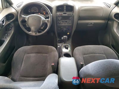 Zdjęcie 8 z 13 samochodu: 2004 HYUNDAI SANTA FE GLS VIN:KM8SC73D54U814257 - miniatura