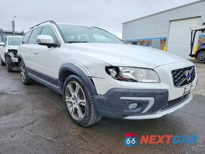 Czwarte zdjęcie samochodu z boku: 2015 VOLVO XC70 T6 PREMIER VIN:YV4902NK5F1208081 - miniatura