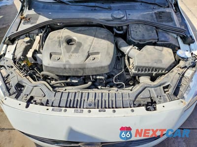 Zdjęcie 11 z 12 samochodu: 2017 VOLVO S60 VIN:YV126MFL0H2430556 - miniatura