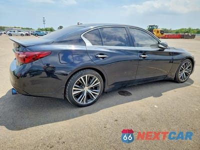 Trzecie zdjęcie samochodu z tyłu: 2019 INFINITI Q50 3.0T LUXE VIN:JN1EV7AR1KM550481 - miniatura