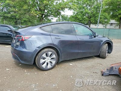 Trzecie zdjęcie samochodu z tyłu: 2024 TESLA MODEL Y VIN:7SAYGDEE5RA241531 - miniatura