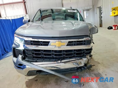 Piąte zdjęcie samochodu w środku: 2026 CHEVROLET SILVERADO K1500 LT VIN:2GCUKDED2T1110538 - miniatura