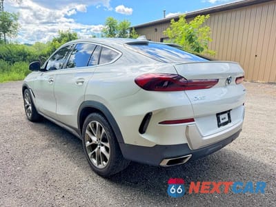 Trzecie zdjęcie samochodu z tyłu: 2020 BMW X6 XDRIVE40I VIN:5UXCY6C0XL9D21128 - miniatura