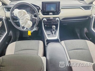 Zdjęcie 8 z 14 samochodu: 2020 TOYOTA RAV4 HYBRID XLE VIN:2T3RWRFV0LW094314 - miniatura