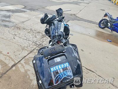 Zdjęcie 6 z 8 samochodu: 2019 HARLEY-DAVIDSON FLHX VIN:1HD1KBC30KB681170 - miniatura