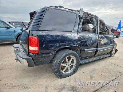Trzecie zdjęcie samochodu z tyłu: 2002 CHEVROLET TAHOE C1500 VIN:1GNEC13Z32J160052 - miniatura