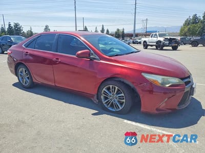 Czwarte zdjęcie samochodu z boku: 2016 TOYOTA CAMRY SE VIN:4T1BF1FKXGU577655 - miniatura