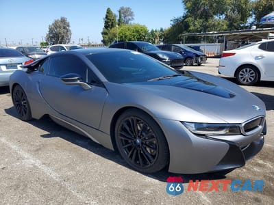 Czwarte zdjęcie samochodu z boku: 2019 BMW I8 VIN:WBY2Z4C59K7F14566 - miniatura