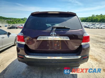 Zdjęcie 6 z 13 samochodu: 2013 TOYOTA HIGHLANDER BASE VIN:5TDBK3EH7DS270316 - miniatura