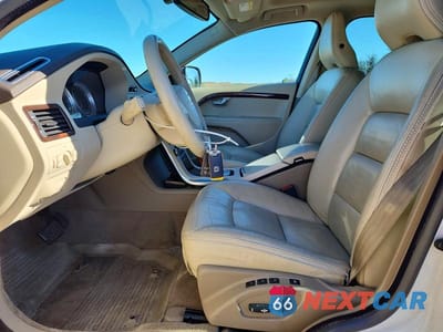 Zdjęcie 7 z 13 samochodu: 2011 VOLVO XC70 T6 VIN:YV4902BZ5B1115153 - miniatura