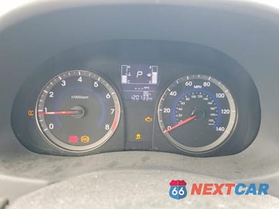 Zdjęcie 9 z 12 samochodu: 2017 HYUNDAI ACCENT SE VIN:KMHCT5AEXHU336427 - miniatura